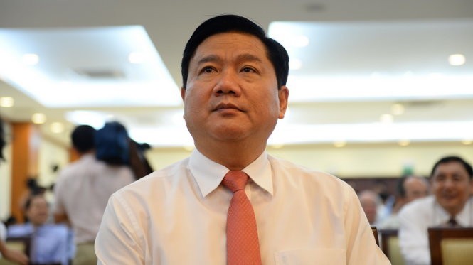Ông Đinh La Thăng chịu trách nhiệm người đứng đầu về các vi phạm, khuyết điểm của Ban Thường vụ Đảng ủy, Hội đồng Thành viên Tập đoàn PVN trong giai đoạn 2009 – 2011. Ảnh: Tuổi trẻ.