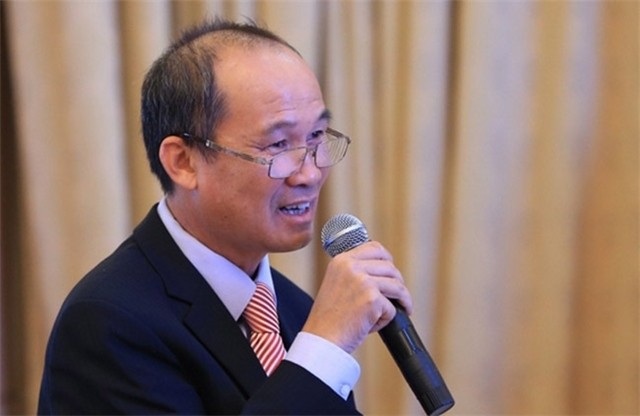 Chủ tịch Hội đồng Quản trị Sacombank - ông Dương Công Minh cho rằng, mã chứng khoán STB bị người ta nói có nghĩa là &quot;Sao Thái Bạch&quot;. Ảnh trên Báo Lao động.
