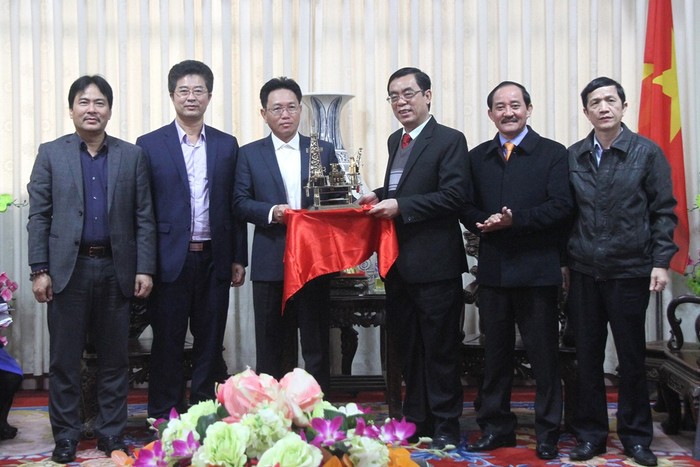 Tập đoàn Dầu khí Việt Nam làm việc với Ủy ban nhân dân tỉnh Quảng Trị. Ảnh: PVN