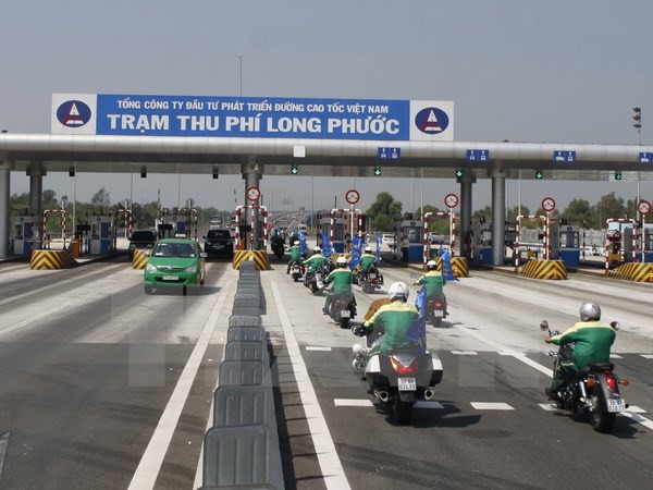 Tổng Cục đường bộ Việt Nam thông tin, sẽ có kế hoạch kiểm tra công tác thu phí tất cả các tuyến đường do VEC quản lý. Ảnh: TTXVN.