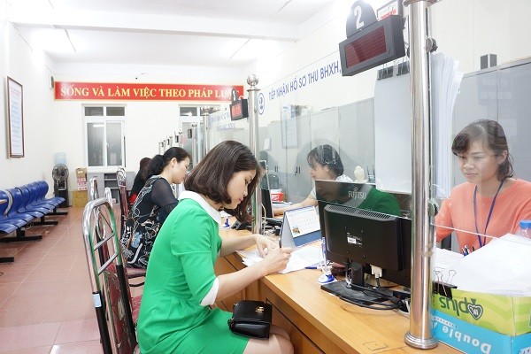 Bảo hiểm xã hội Việt Nam đưa ra nhiều giải pháp theo hướng dễ hiểu, dễ tiếp cận, đảm bảo tính khả thi, tạo thuận lợi cho cá nhân, tổ chức nộp bảo hiểm xã hội.