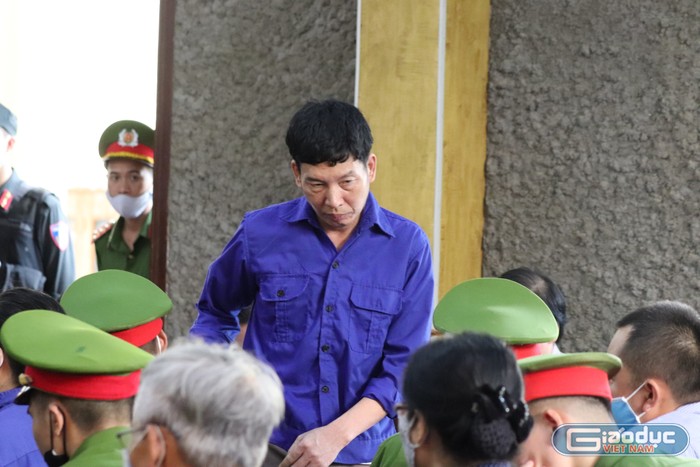 Bị cáo Trần Văn Điện bị truy tố tội đưa hối lộ. Ảnh: Vũ Phương.
