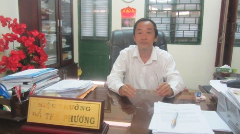 Thầy Đỗ Thế Phương - Hiệu trưởng trường tiểu học Hồng Hà, quận Bình Thạnh (ảnh: T.Q)