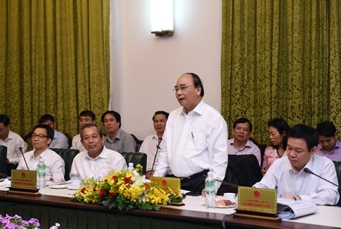 Thủ tướng Nguyễn Xuân Phúc kết luận tại buổi làm việc với lãnh đạo các Bộ ngành chiều 29/4 (ảnh: VGP)