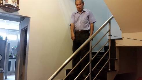Khu vực cầu thang nhà ông Minh, chính quyền địa phương không cho phép bán (ảnh: P.L)