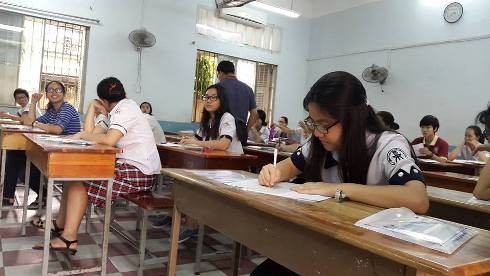 Thí sinh làm bài thi trung học phổ thông quốc gia trên địa bàn TP.Hồ Chí Minh (ảnh: P.L)