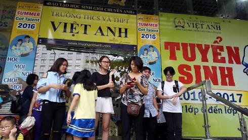 Trường THCS và THPT Việt Anh, nơi có quy chế tuyển sinh lạ đời về đồng tính (ảnh minh họa: P.L)