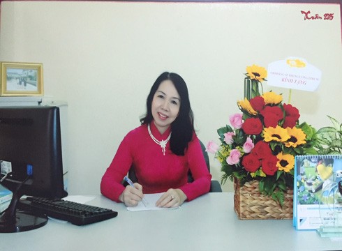 Cô Huỳnh Thị Xuân - Hiệu phó Trường trung học cơ sở Hoàng Hoa Thám, quận Tân Bình (ảnh: NVCC)