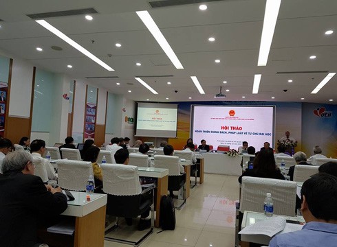 Hội thảo “Hoàn thiện chính sách, pháp luật về tự chủ đại học” tổ chức ở Thành phố Hồ Chí Minh (ảnh: P.L)