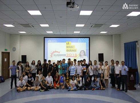 Những học sinh trung học phổ thông tham gia chương trình Summer Program của Hoa Sen (ảnh: HSU)