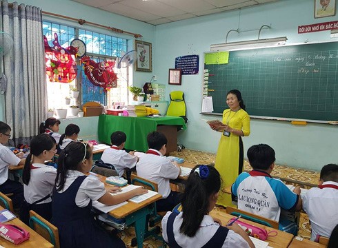 Cô Huỳnh Thị Minh Trâm luôn đam mê với các phương pháp dạy học sáng tạo (ảnh: P.L)