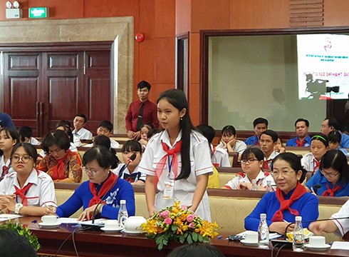 Thiếu nhi tiêu biểu Thành phố Hồ Chí Minh phát biểu tại buổi gặp gỡ ngày 16/2 (ảnh: P.L)