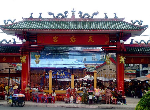 Chùa Bà Thiên Hậu ở Thành phố Thủ Dầu Một, tỉnh Bình Dương (ảnh: Wikipedia)