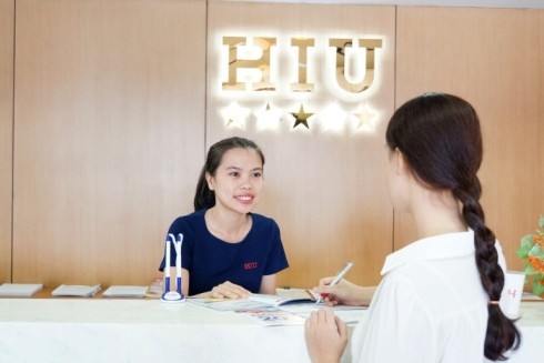 Trường Đại học Quốc tế Hồng Bàng công bố trên website đề thi mẫu của kỳ thi đánh giá năng lực (ảnh: HIU)