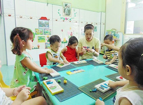 Các trường mầm non ở Sài Gòn sẽ nhận giữ trẻ trong dịp hè từ ngày 17/6 (ảnh: SGGP)