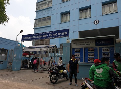 Trường Đại học Ngoại ngữ - Tin học Thành phố Hồ Chí Minh ở đường Sư Vạn Hạnh, quận 10 (ảnh: P.L)