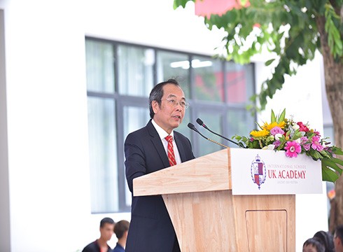 Tiến sĩ Đỗ Mạnh Cường - Phó Tổng Giám đốc Tập đoàn Nguyễn Hoàng phát biểu tại lễ khánh thành (ảnh: NHG)
