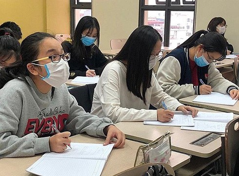 Thành phố Hồ Chí Minh điều chỉnh kế hoạch dạy học trong học kỳ 2 vì học sinh nghỉ do dịch bệnh (ảnh: Báo Dân sinh)