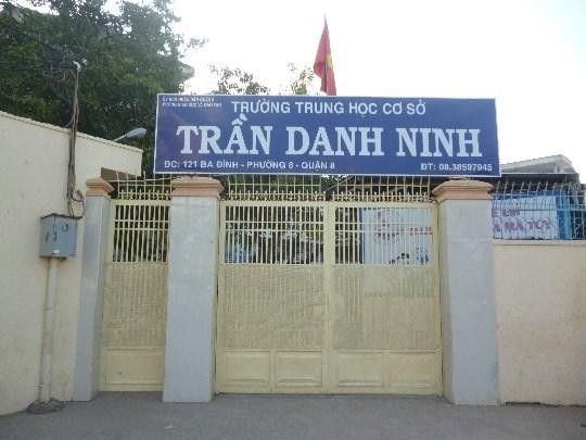 Trường trung học cơ sở Trần Danh Ninh, quận 8, Thành phố Hồ Chí Minh (ảnh: web trường)