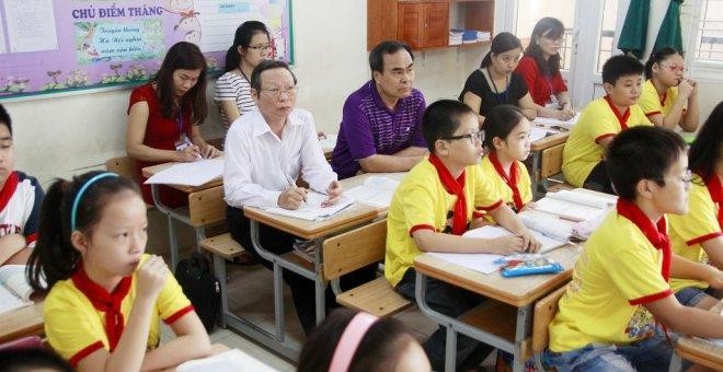 Giáo viên cụm 4 ở Thành phố Hồ Chí Minh than phải đi dự giờ quá xa (ảnh minh họa: luatvietnam.vn)
