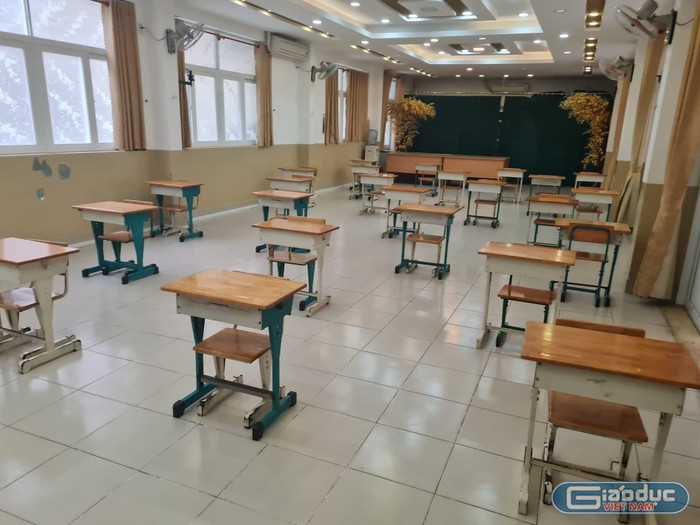 Hội trường của trường Nguyễn Bỉnh Khiêm sẽ dùng để làm lớp học cho học sinh lớp 1 (ảnh: P.L)