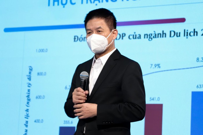 Ông Nguyễn Quốc Kỳ - Chủ tịch của Viettravel Holdings phát biểu tại tọa đàm (ảnh: HSU)