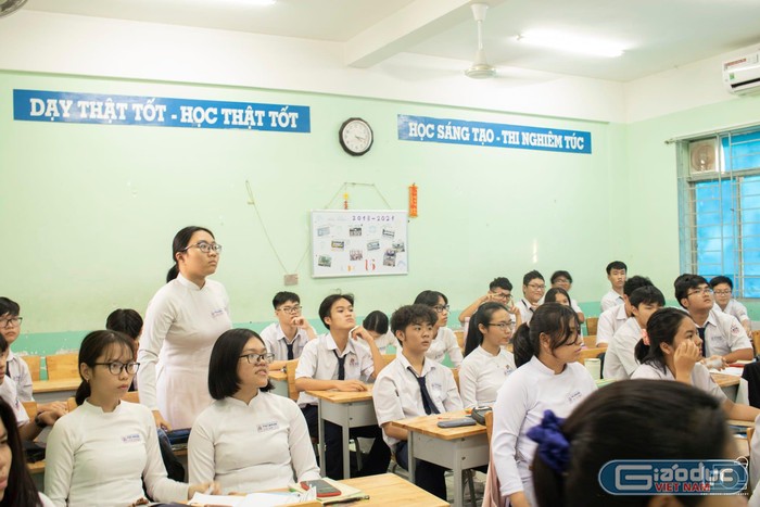 Học sinh lớp 12 trường Phú Nhuận trong giờ học (ảnh minh họa trước đợt dịch: NTCC)