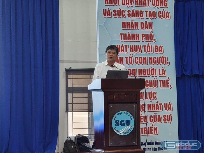 Ông Nguyễn Văn Hiếu phát biểu tại hội nghị tổng kết công tác thanh tra của ngành giáo dục (ảnh: P.L)