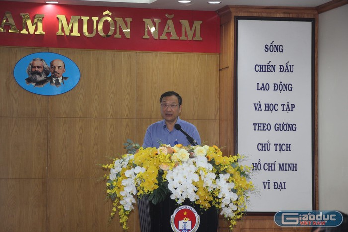 Ông Lê Hoài Nam - Phó Giám đốc Sở Giáo dục và Đào tạo Thành phố Hồ Chí Minh phát biểu (ảnh: P.L)