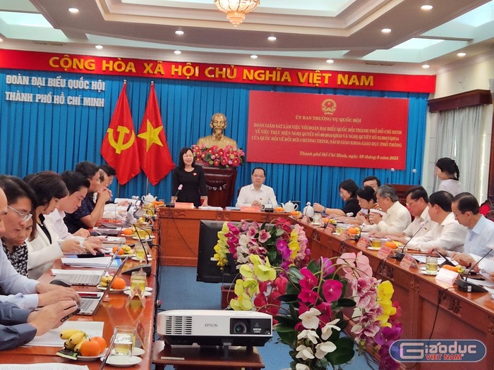 Đoàn giám sát của Ủy ban Văn hóa, Giáo dục Quốc hội làm việc với Đoàn đại biểu Quốc hội Thành phố Hồ Chí Minh (ảnh: P.L)