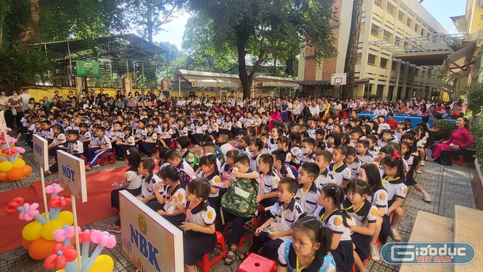 Thành phố Hồ Chí Minh vừa có văn bản cho phép tạm thu học phí công lập học kỳ 1, năm học 2023 - 2024 (ảnh minh họa: V.D)
