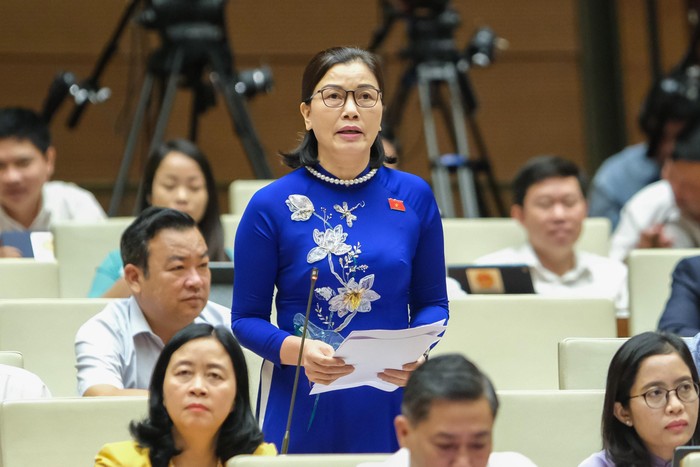 Đại biểu Nguyễn Thị Xuân cho rằng, việc đề xuất tăng lương tối thiểu vùng từ ngày 01/7/2022 là đúng đắn và cần thiết.