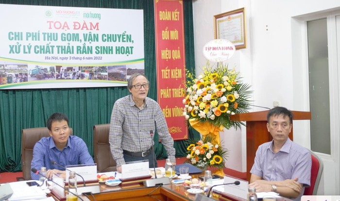 GS.TSKH Nguyễn Văn Liên, nguyên Thứ trưởng thường trực Bộ Xây dựng, Chủ tịch Hiệp hội Môi trường đô thị và khu công nghiệp Việt Nam phát biểu tại tọa đàm.