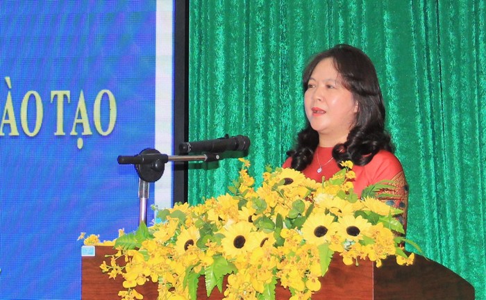 Cô Lê Thị Kim Oanh (Phó Giám đốc Sở Giáo dục và Đào tạo tỉnh Đắk Lắk). (Ảnh: gddt.daklak.gov.vn).
