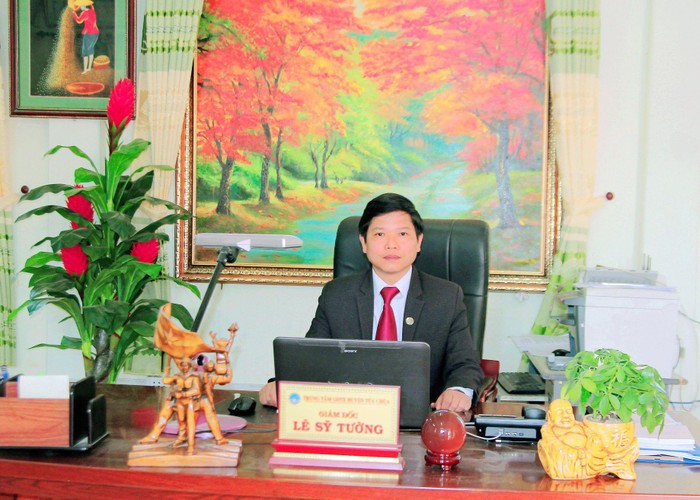 Ông Lê Sỹ Tường (Giám đốc trung tâm giáo dục nghề nghiệp - giáo dục thường xuyên huyện Tủa Chùa - Điện Biên). (Ảnh: FBNV).