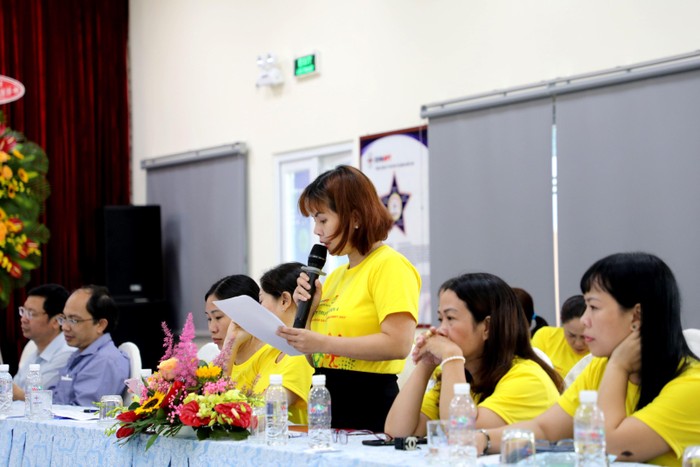 Phát biểu tham luận của tổ nữ công cơ quan 4 cho hoạt động nữ công.