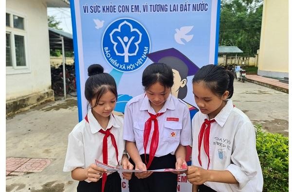 Năm học 2022-2023, Bảo hiểm xã hội tỉnh Quảng Bình phấn đấu mục tiêu 100% học sinh, sinh viên tham gia bảo hiểm y tế. Ảnh minh họa.