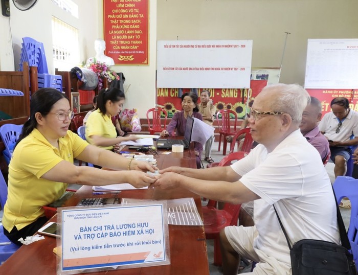 Theo số liệu thống kê, toàn tỉnh Lào Cai hiện có hơn 24.000 người hưởng lương hưu trợ cấp bảo hiểm xã hội hằng tháng theo mức mới.