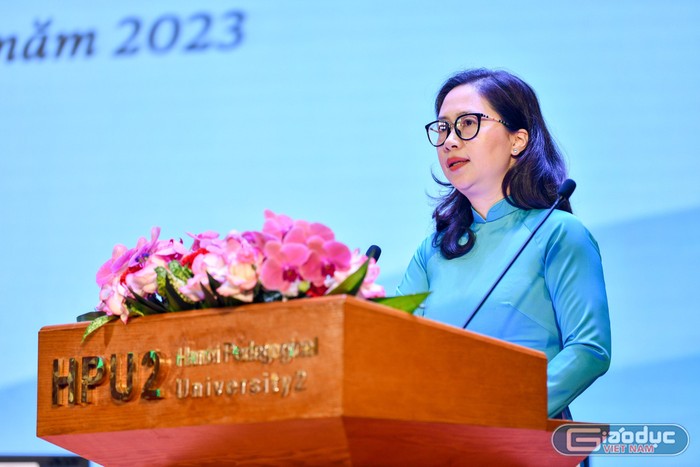 Bà Nguyễn Thị Nhung - Phó Vụ trưởng Vụ Công tác Chính trị và Học sinh sinh viên (Bộ Giáo dục và Đào tạo).