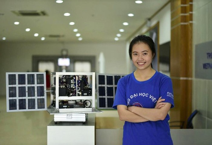 Chị Lã Thùy Linh (sinh năm 2000) - hiện đang làm việc tại Trung tâm Vũ trụ Việt Nam. Ảnh: NVCC.