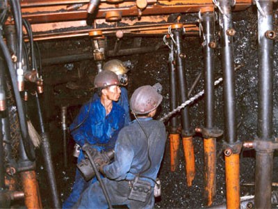 Nhân viên ngành mỏ, luyện kim có mức lương trung bình cao nhất Việt Nam.