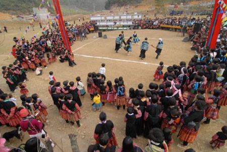 Lễ hội đón Tết năm mới của người Thái ở Thái Nguyên.