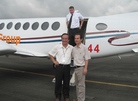 Phi công lái máy bay riêng của bầu Đức chính là nguyên Phó tổng giám đốc VNA Nguyễn Thành Trung.