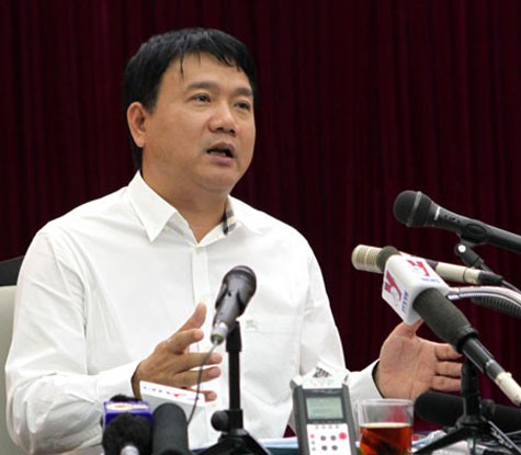 Bộ trưởng Bộ GTVT Đinh La Thăng (ảnh: Dân trí).