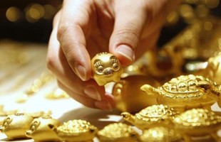Giá vàng trong nước đang loay hoay ở ngưỡng 45 triệu đồng/lượng, chưa rõ xu hướng vào sáng ngày hôm nay (1/11)
