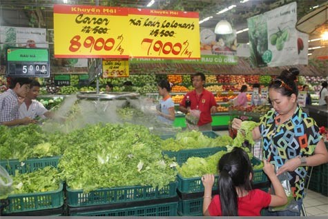 Ngoài điện lạnh, nhiều mặt hàng thực phẩm tại Big C giảm giá tới 40% trong dịp mùa hè.