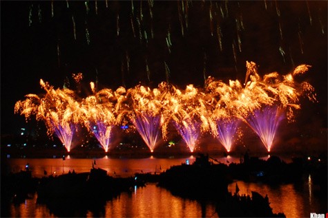 Sự kiện bắn pháo hoa tại Đà Nẵng năm nào cũng luôn thu hút khách trong nước và cả quốc tế.