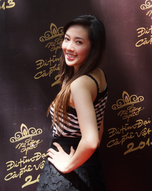 Trần Ngọc Nguyên Khánh, sinh năm 1988, cao 1m65