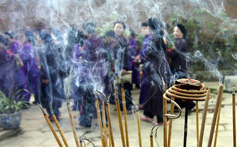 Hàng năm chùa cổ Tây Phương tổ chức lễ hội vào ngày 6 tháng 3 âm lịch. Đây là dịp để du khách vừa là đi lễ chùa vừa là để thăm quan những công trình nghệ thuật nguy nga và tráng lệ của mảnh đất xứ Đoài (Ảnh: Internet).