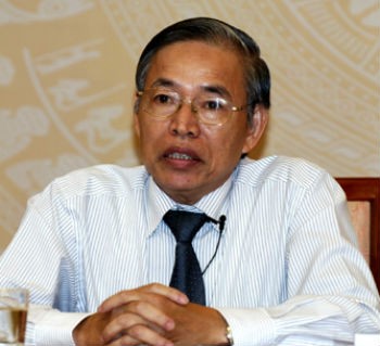 Ông Nguyễn Mạnh Hùng, Phó Chủ tịch kiêm Tổng Thư ký Hội Tiêu chuẩn và bảo vệ người tiêu dùng Việt Nam (Ảnh: Chinhphu.vn)